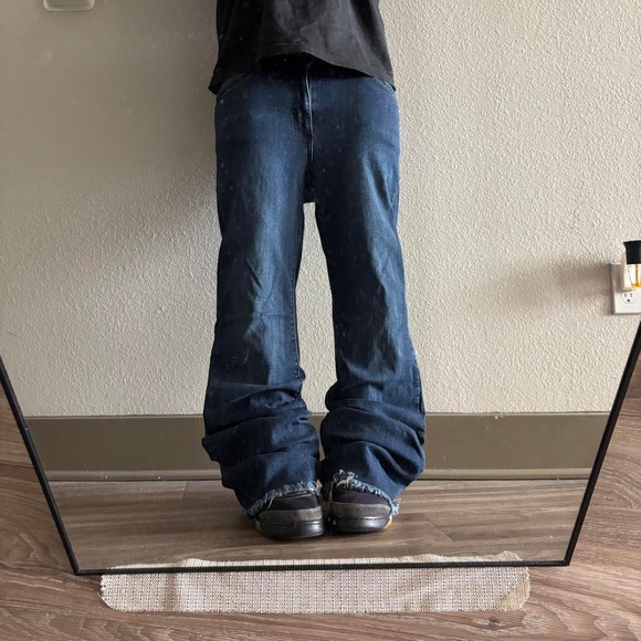 Denim - Vintage Y2K/2000s Grunge Dark Wash Flare Denim Jeans! 31x31